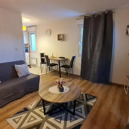 Le Cosy